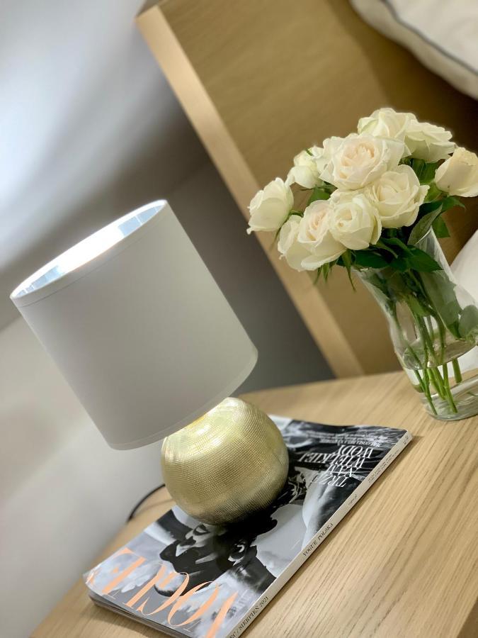 Apartament W Centrum Miasta Z Darmowym Parkingiem Dla Dwojga -Apartamenty Pod Zlotym Lwem Kladsko Exteriér fotografie