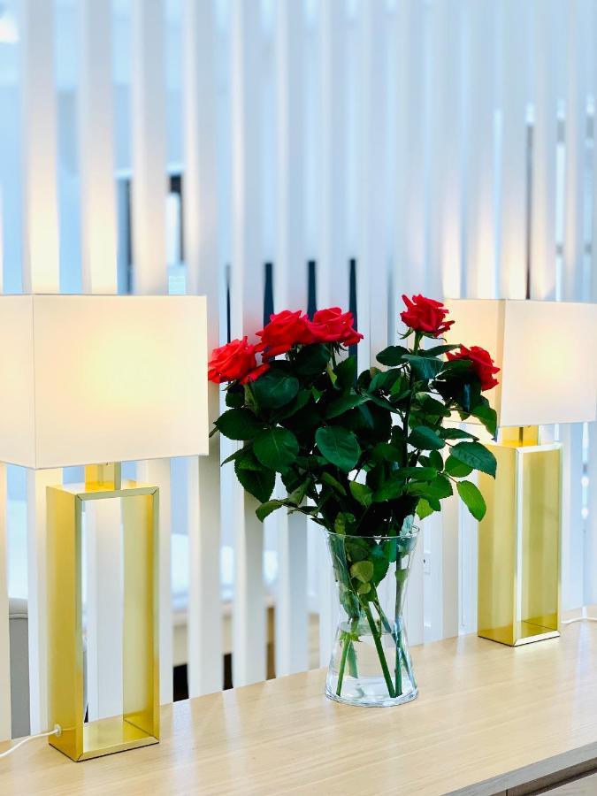 Apartament W Centrum Miasta Z Darmowym Parkingiem Dla Dwojga -Apartamenty Pod Zlotym Lwem Kladsko Exteriér fotografie