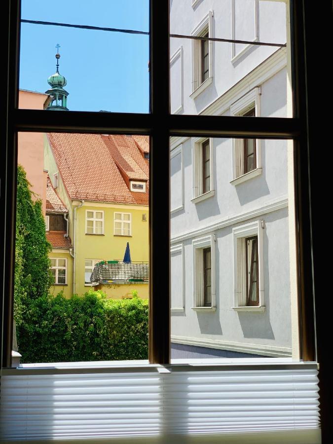 Apartament W Centrum Miasta Z Darmowym Parkingiem Dla Dwojga -Apartamenty Pod Zlotym Lwem Kladsko Exteriér fotografie
